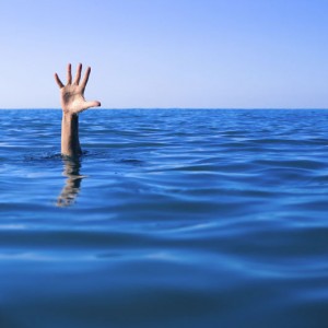 پیشگیری غرق شدن در خشکی در کودکان