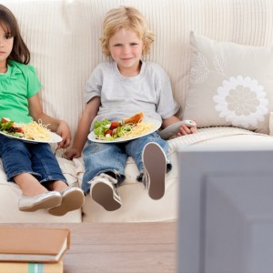 آیا مشاهده تلویزیون برای کودکان ضرر دارد؟